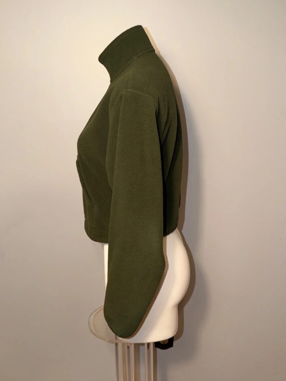 TNA Ladies Hunter Green Fleece Cropped Full Zip Jacket. X-small.